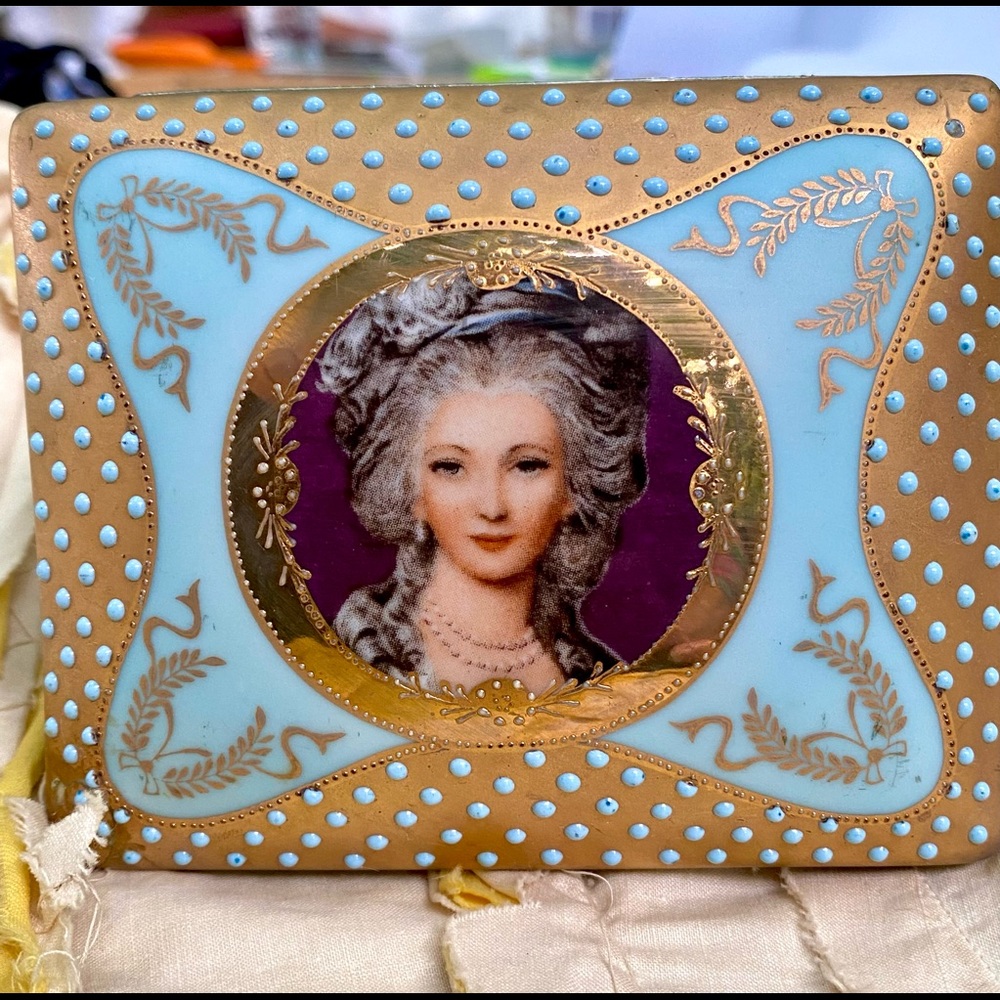 Vintage Gold and Blue Decorative Portrait Box